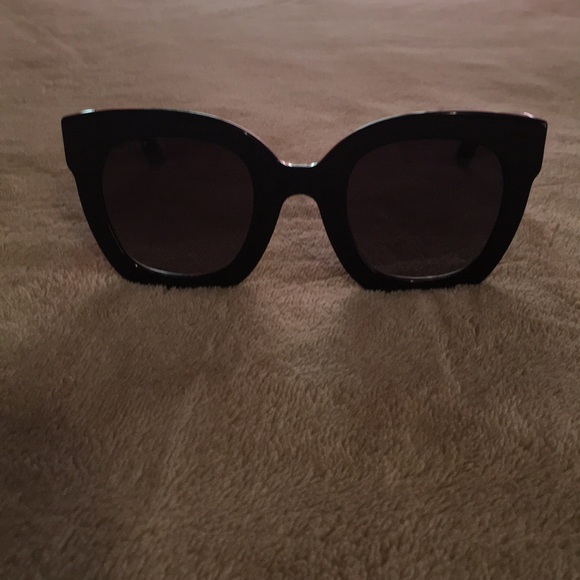 Gucci Accessories - Gucci dark black sunglasses